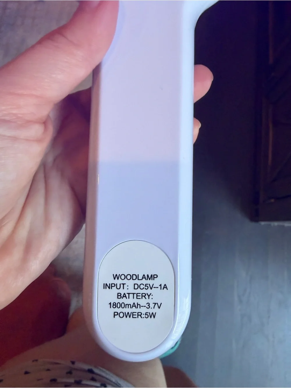 Woods lamp - dermatology diagnostic tool